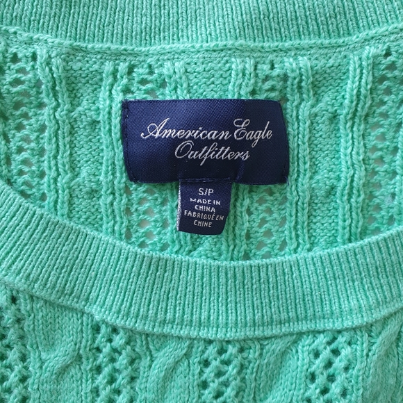 American Eagle Green sweater size small - Picture 2 of 2